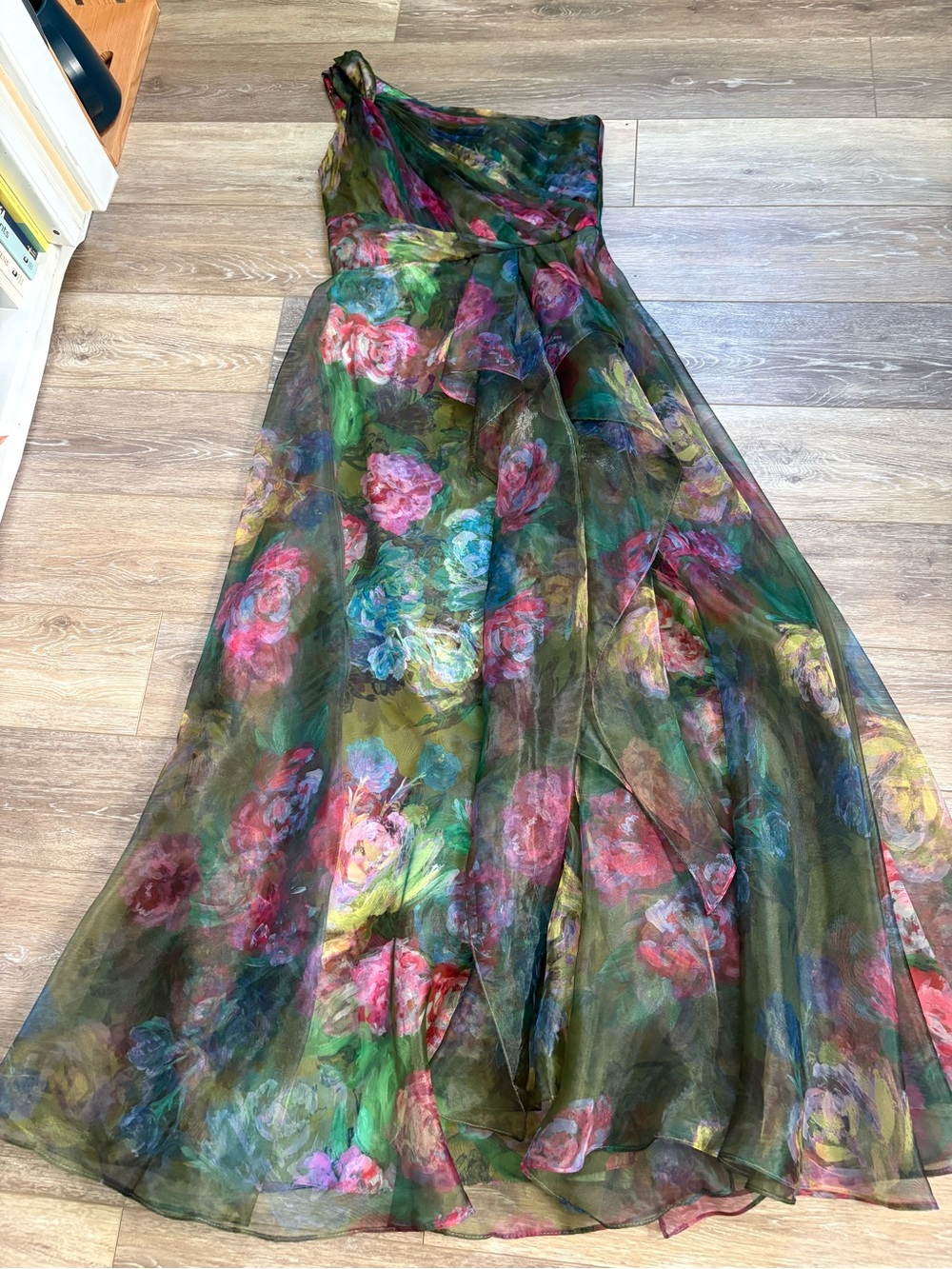 One-Shoulder Floral Gown - Picture 4 of 5